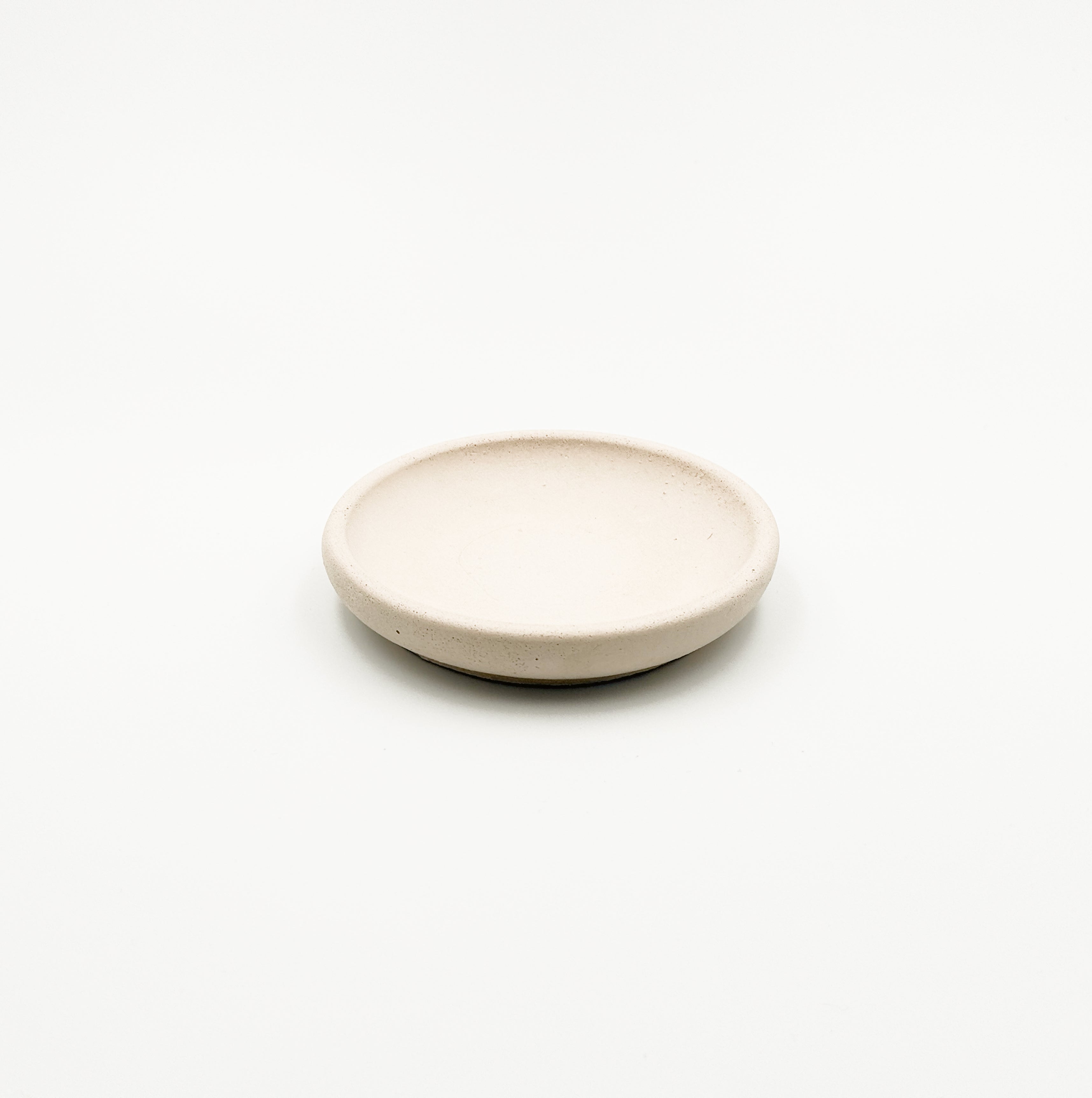 Concrete dish