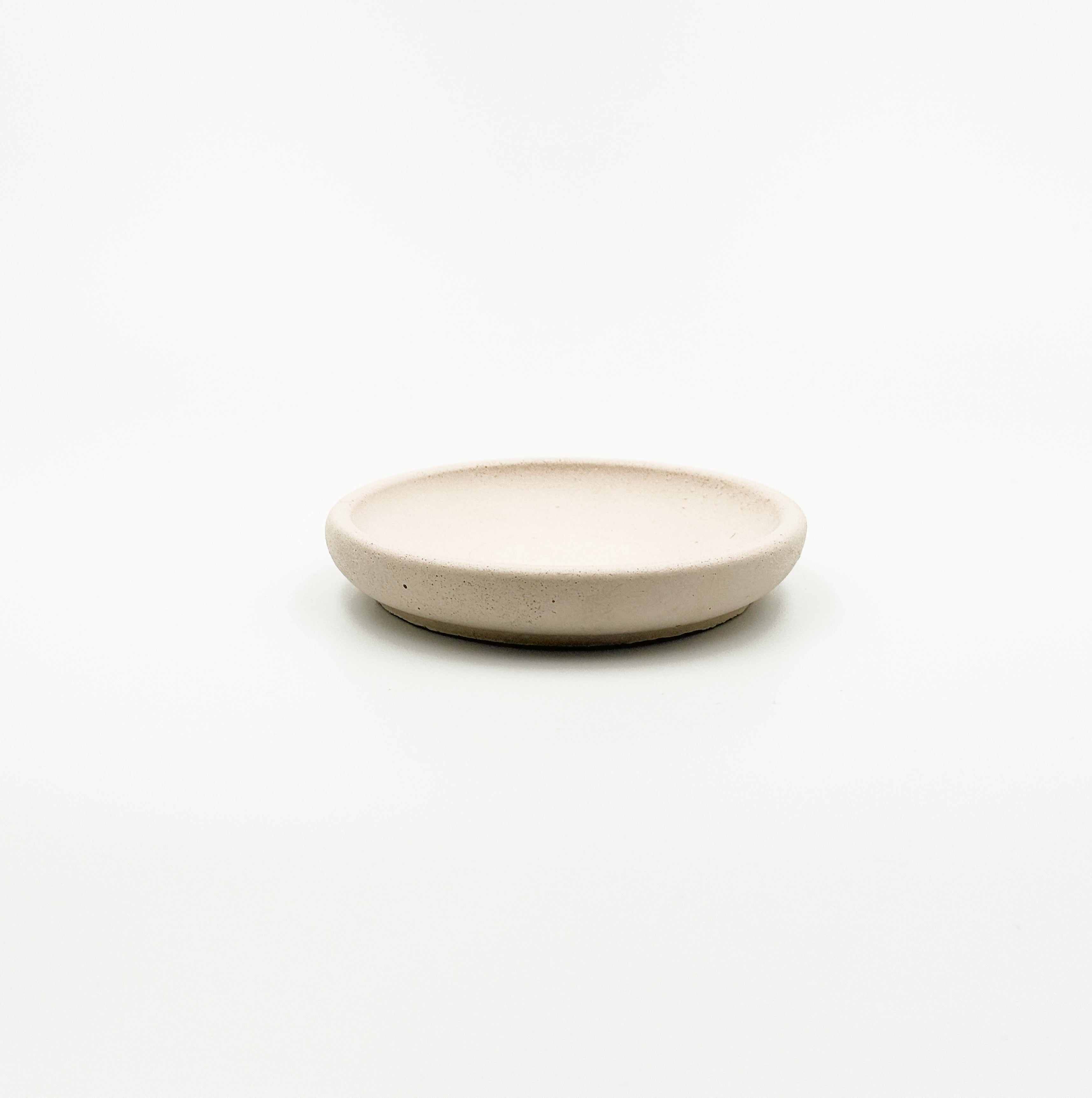 Concrete dish
